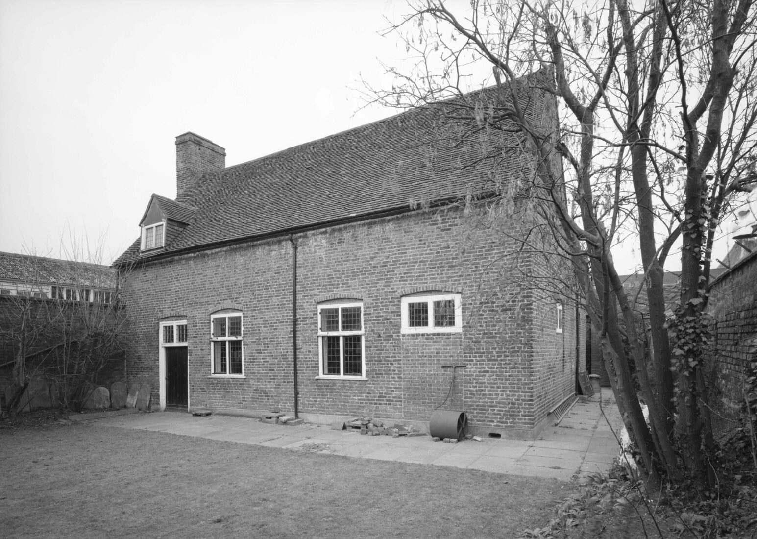 Dannatt’s 1970s Blackheath Quaker Meeting House among new listings