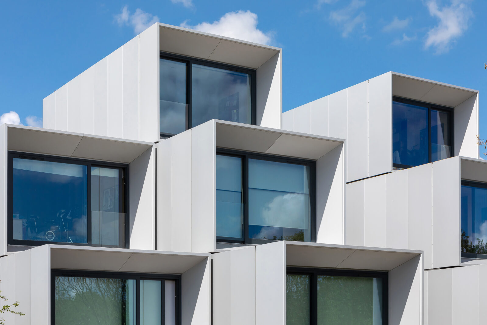 WilkinsonEyre completes village of modular student housing pods for