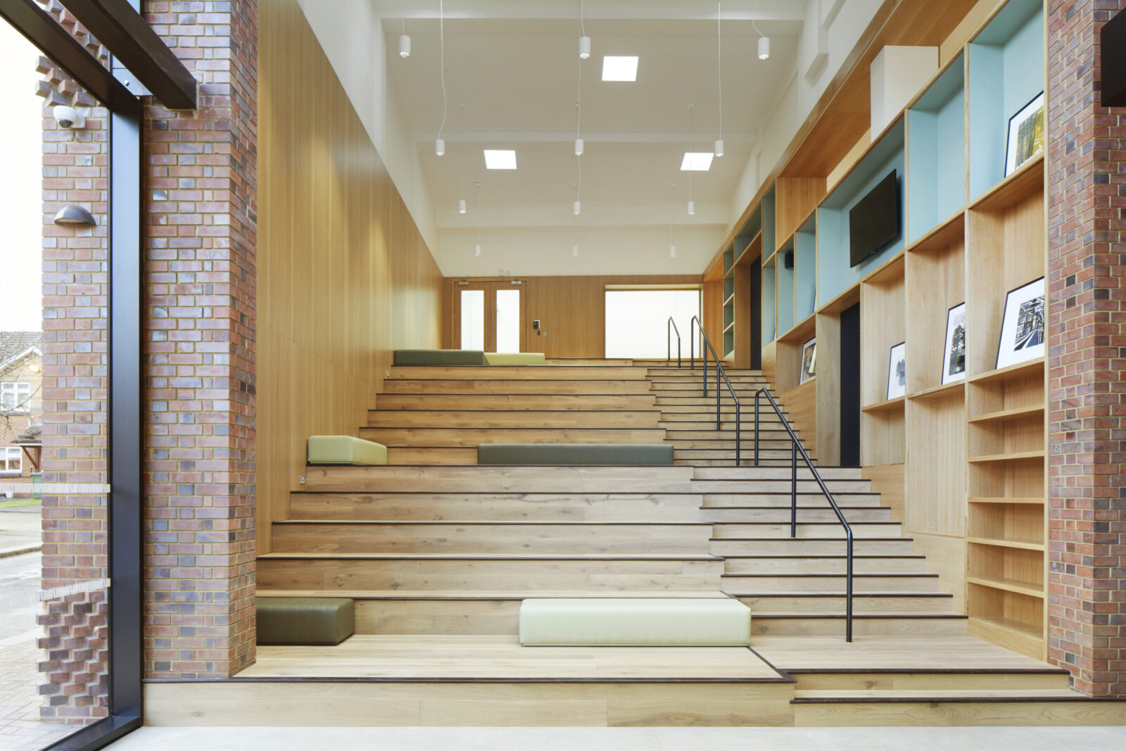 Hawkins\Brown turns listed library into community centre