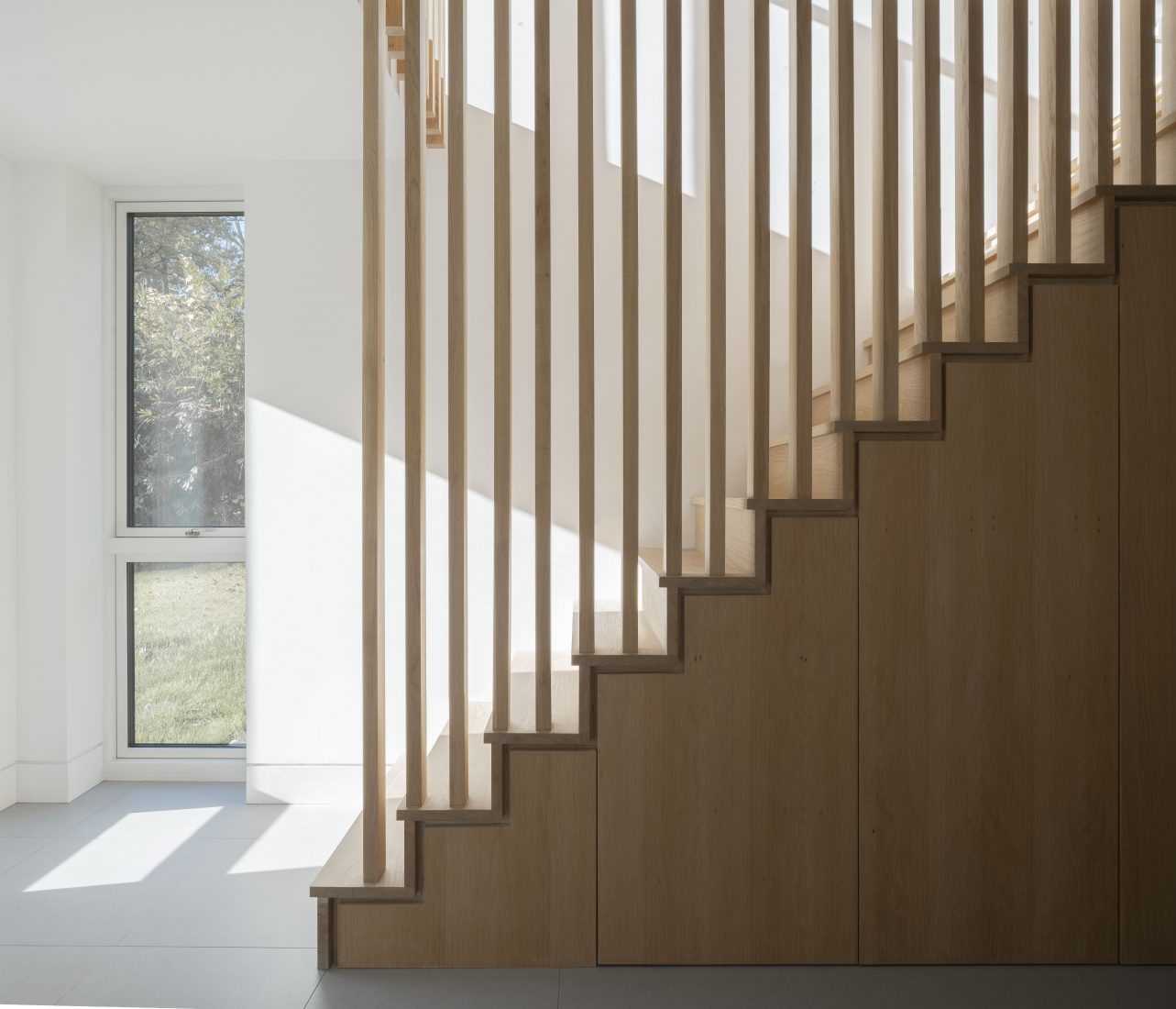 Hudson Architecture Studio designs stepped angular house in Oxfordshire ...