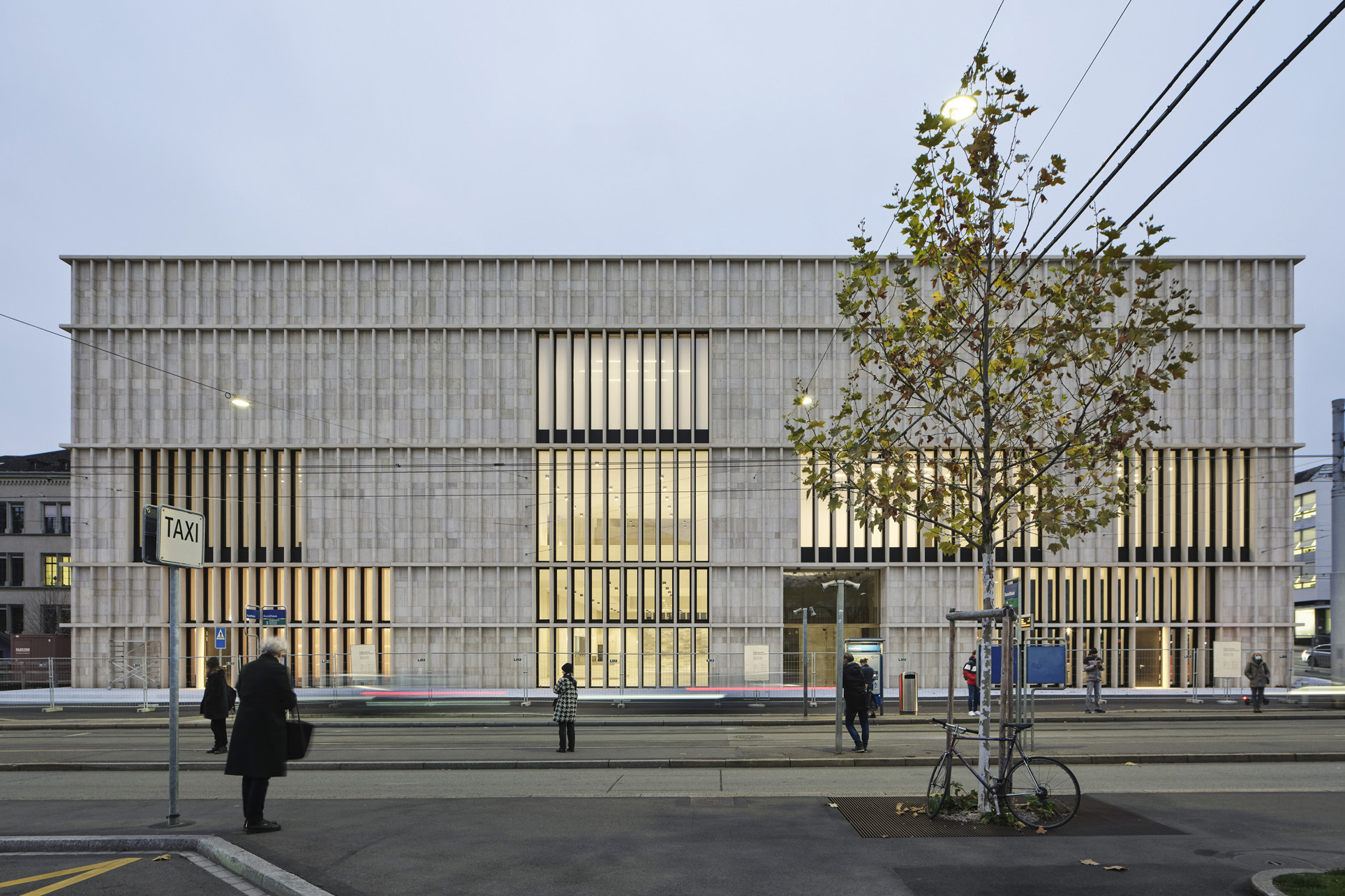 Chipperfield completes £175m extension to Kunsthaus Zurich