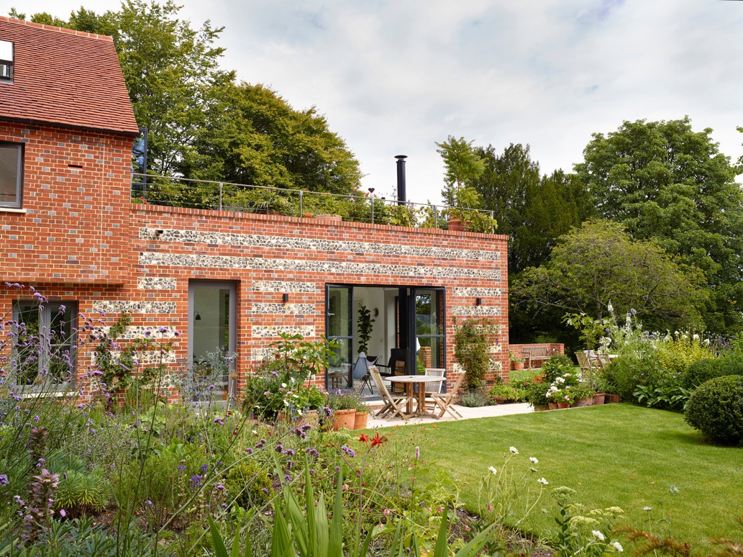 Barbara Weiss reworks and extends her own house in Wiltshire