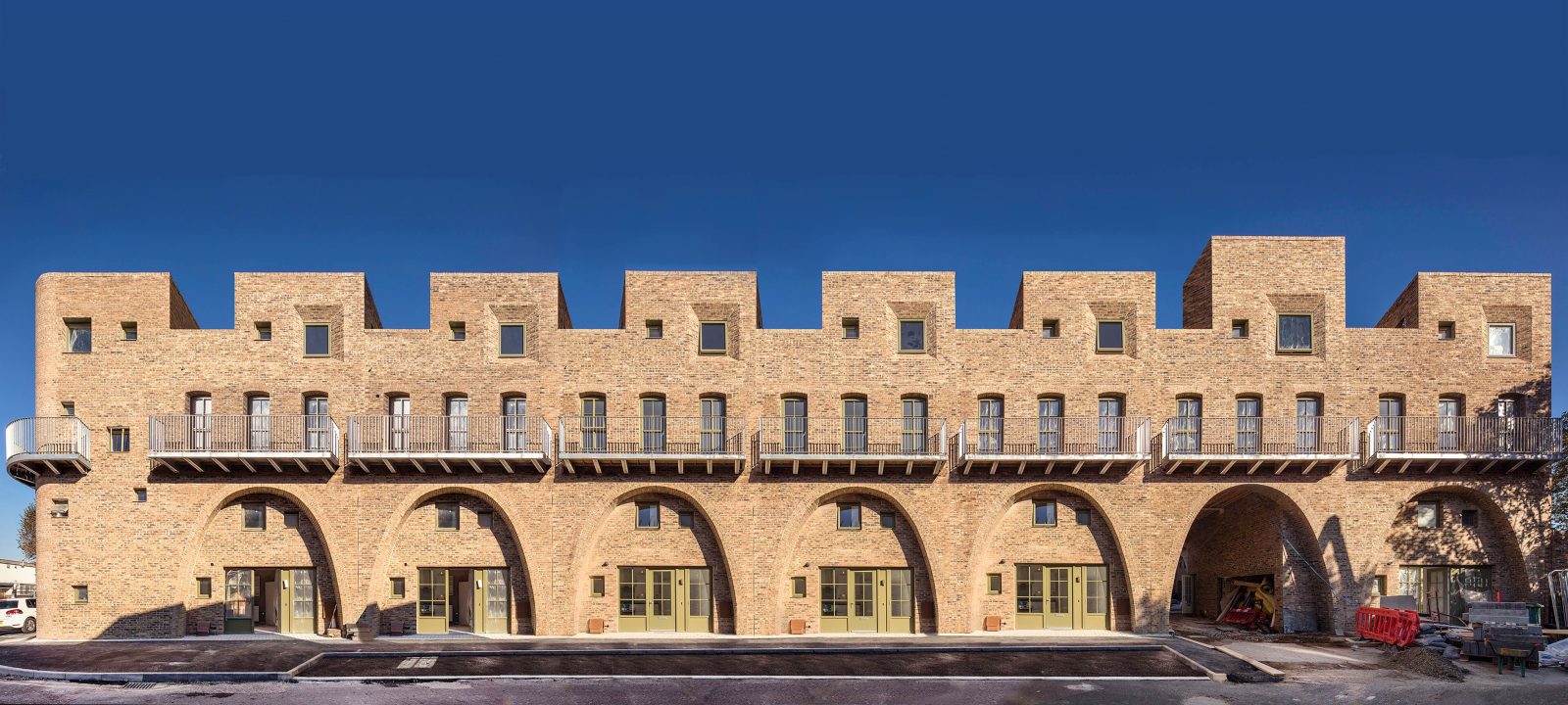 Peter Barber’s east London townhouses win Neave Brown award 2021