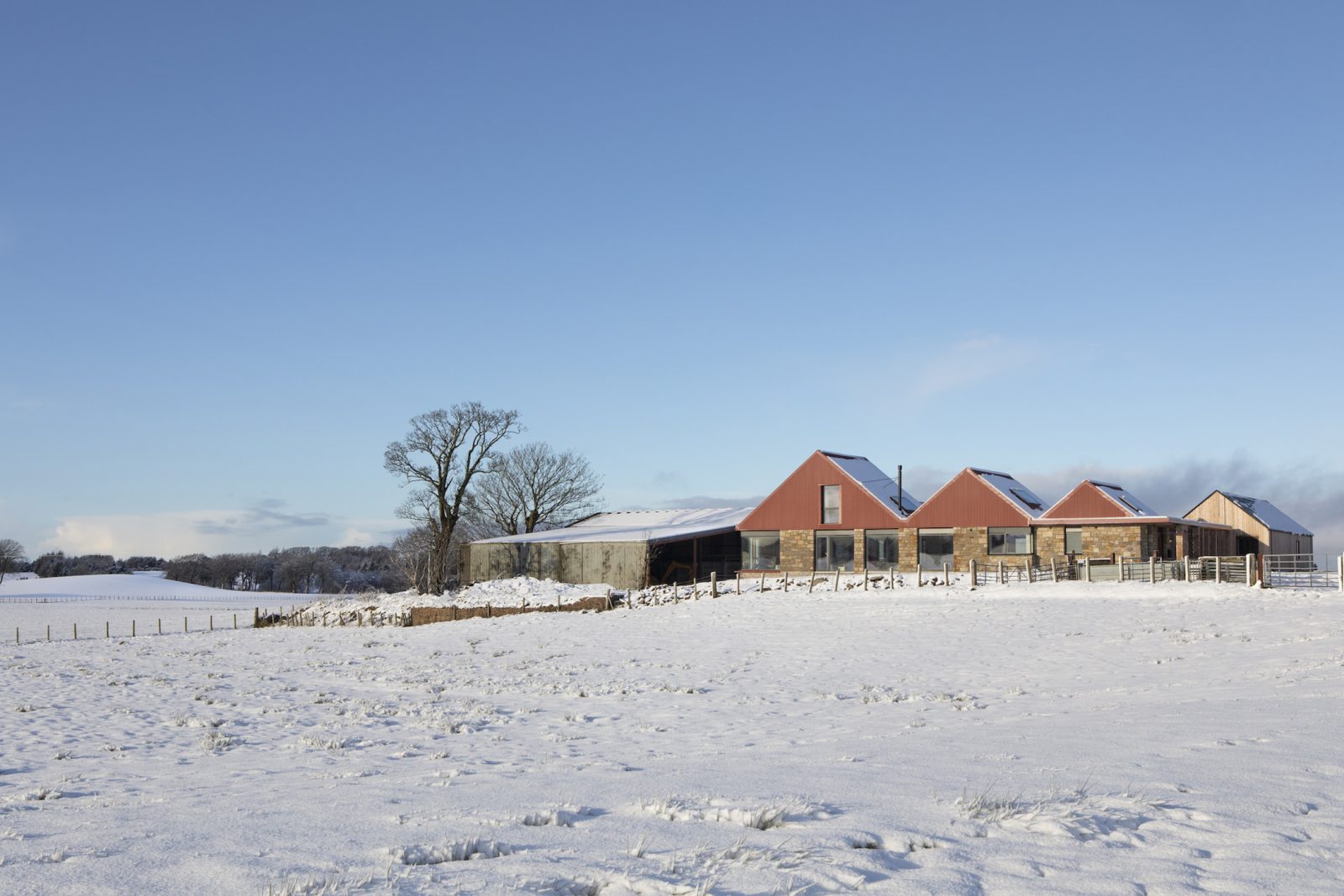 Loader Monteith designs farmstead home in South Lanarkshire