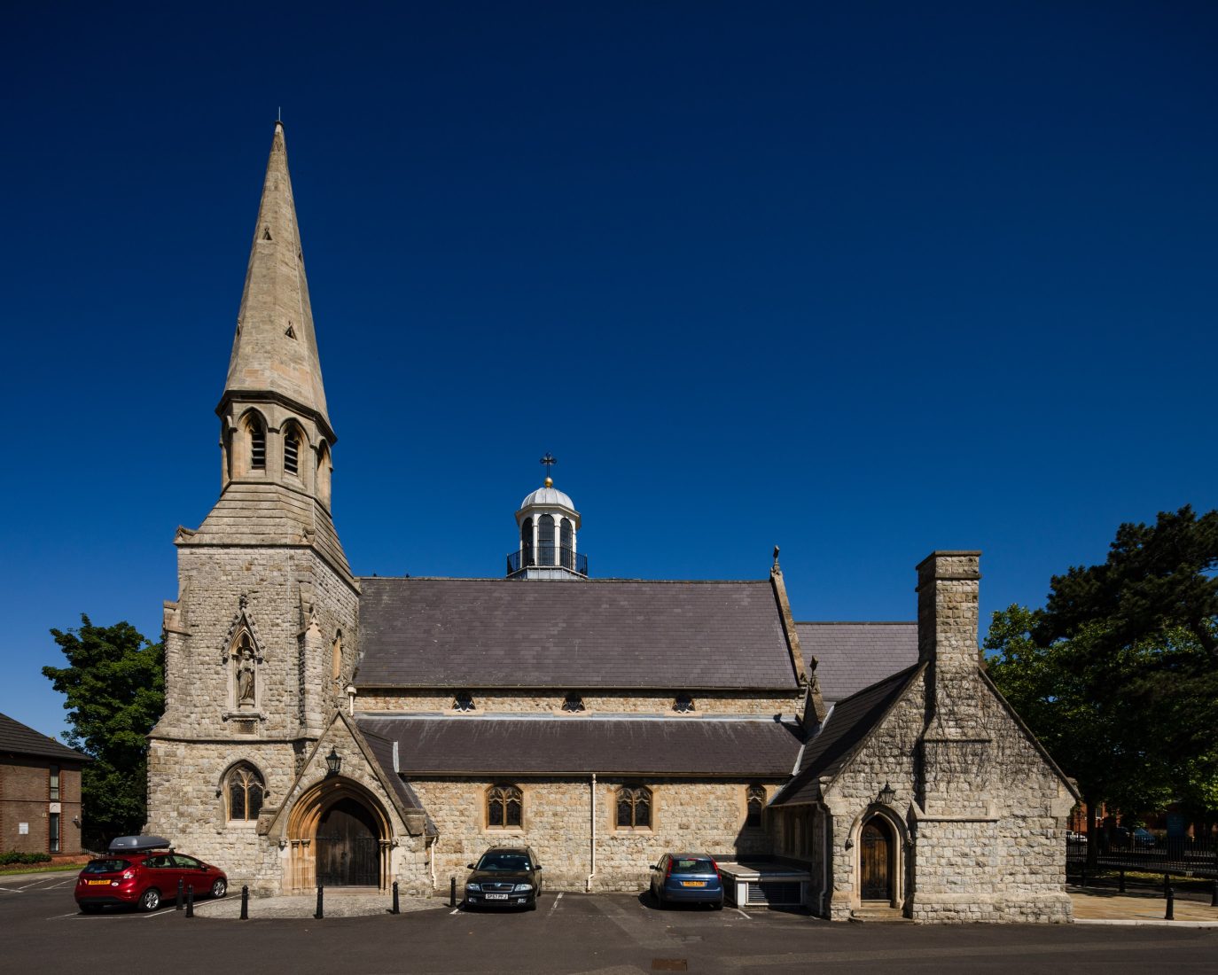 Quinlan Terry’s Brentwood Cathedral listed at Grade II*