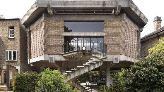 'Idiosyncratic' practice's New Brutalist buildings for Cambridge Uni are listed - Vimarsana News