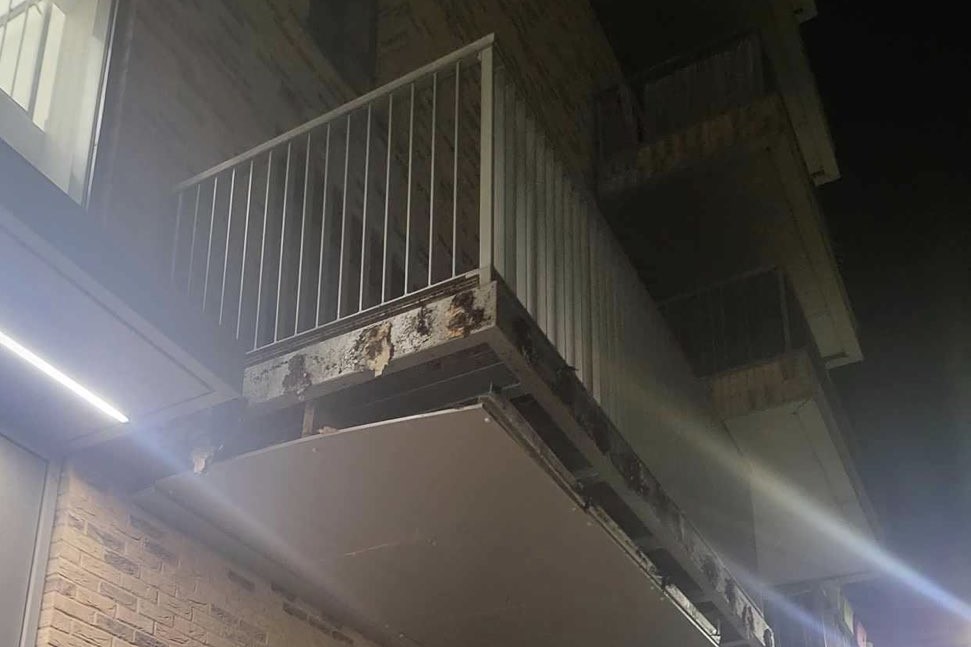 Balcony collapses at Levitt Bernstein-designed Barking estate - Vimarsana News