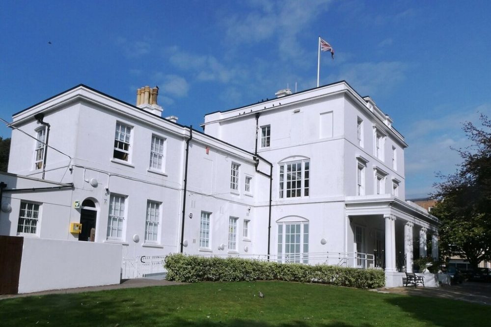 Pierremont Hall, Broadstairs