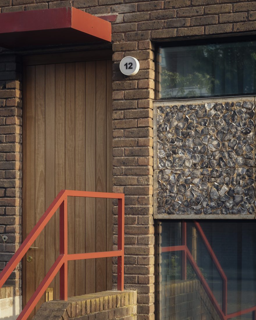Elemental Ripples House Case study: Elemental House by Archmongers