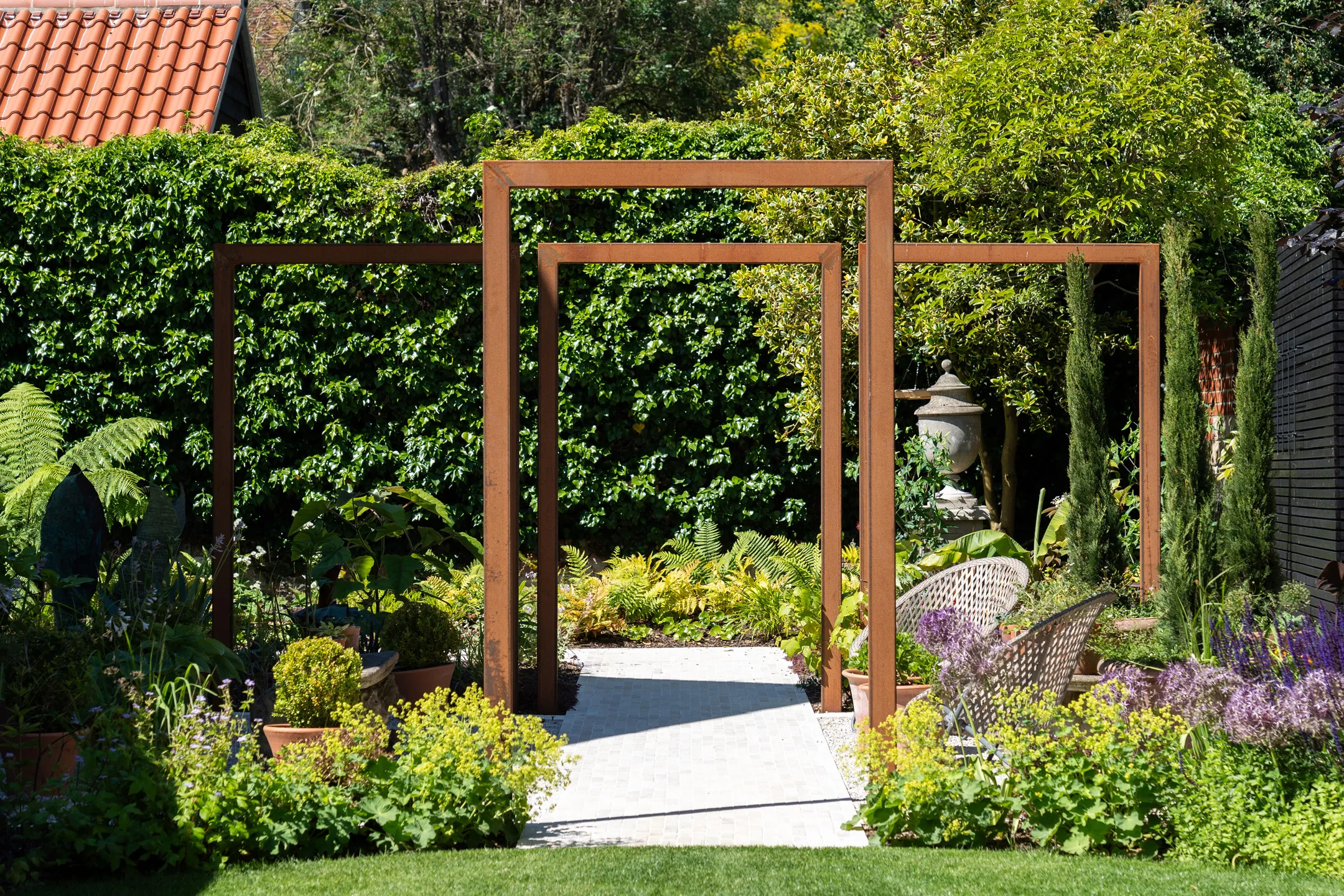 Project Orange refurbishes and extends 1970s Suffolk house