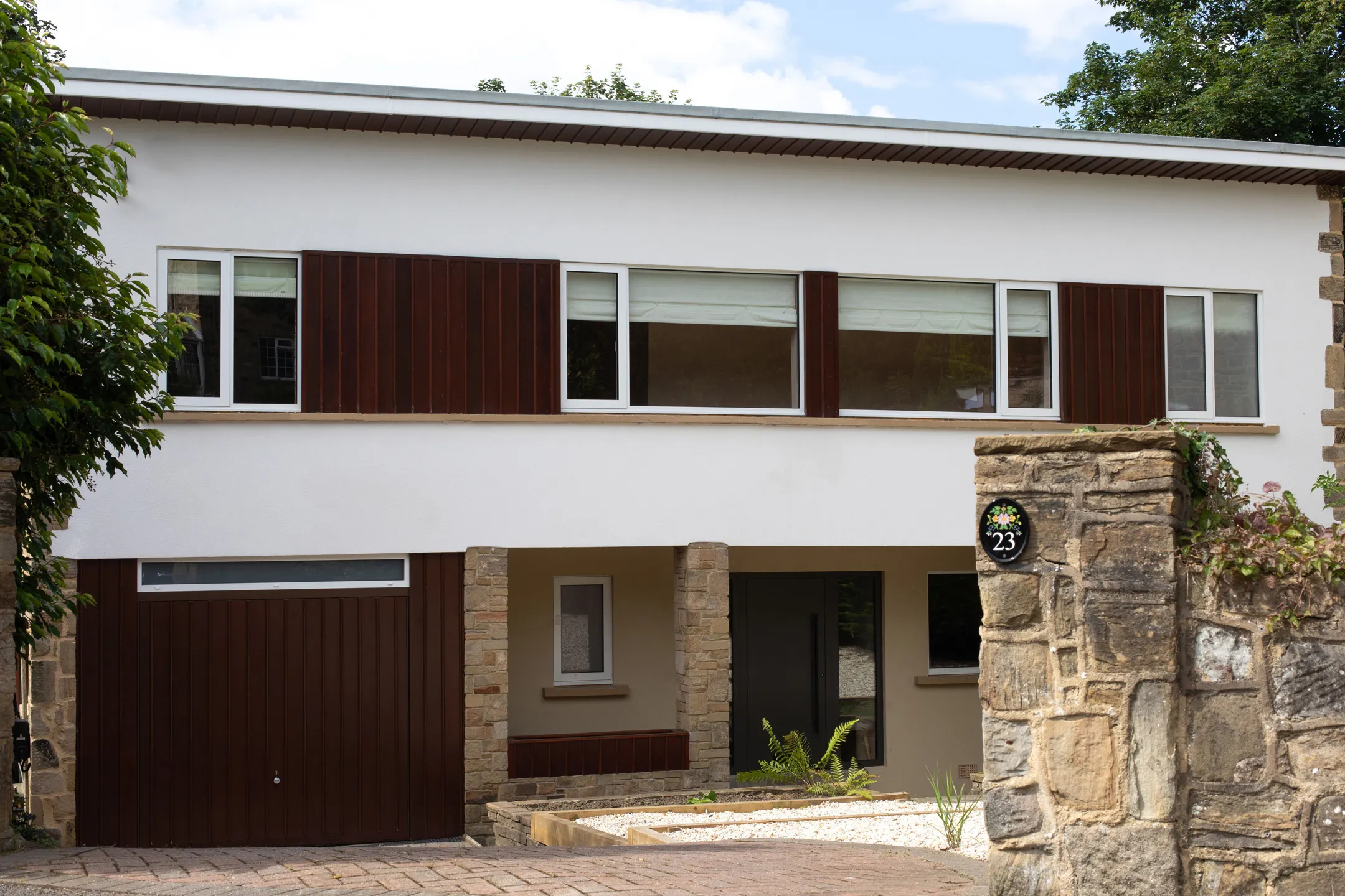 Ian Hazard renovates and extends 1960s house in Leeds