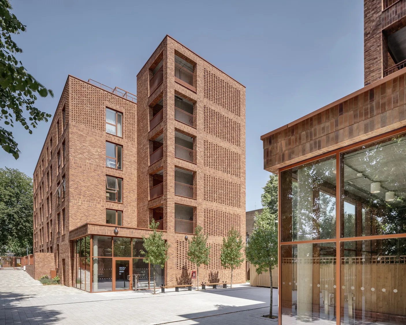 HTA Design завершает строительство домов Pocket Living на севере Лондона