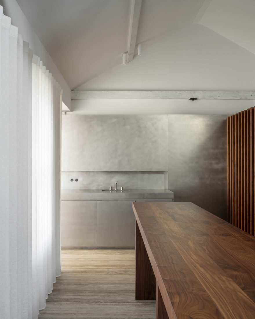 Picture Idea: Carmody Groarke Renovates London Penthouse With Rooftop Pavilion