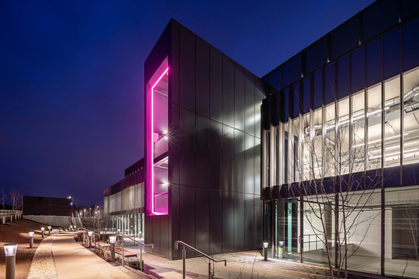 Scott Brownrigg completes Cambridge laboratory with recycled access floors