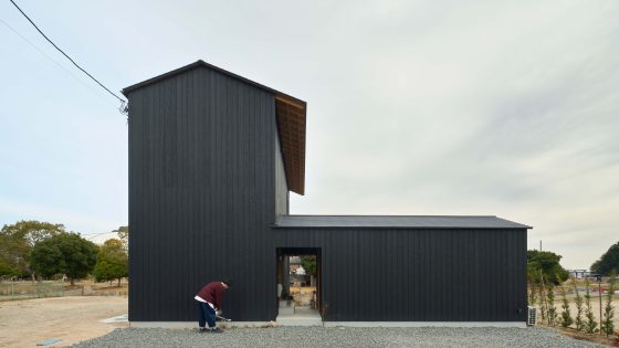Denizen Works completes coastal home in Japan
