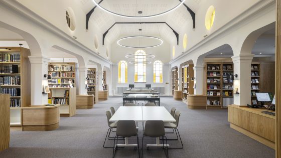 Square Feet Architects completes reading room for Jewish library