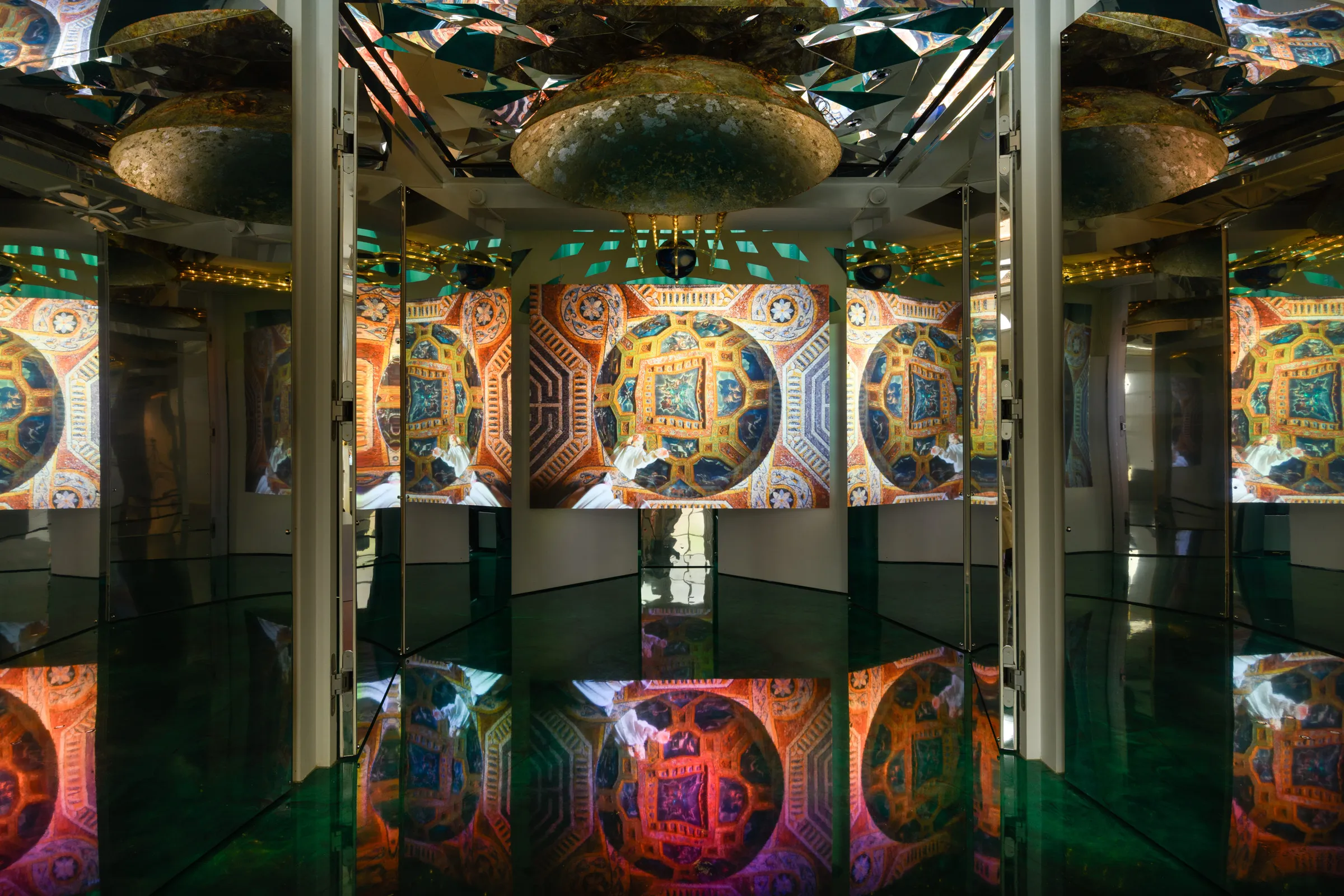 Review: Isaac Julien at the Cosmic House