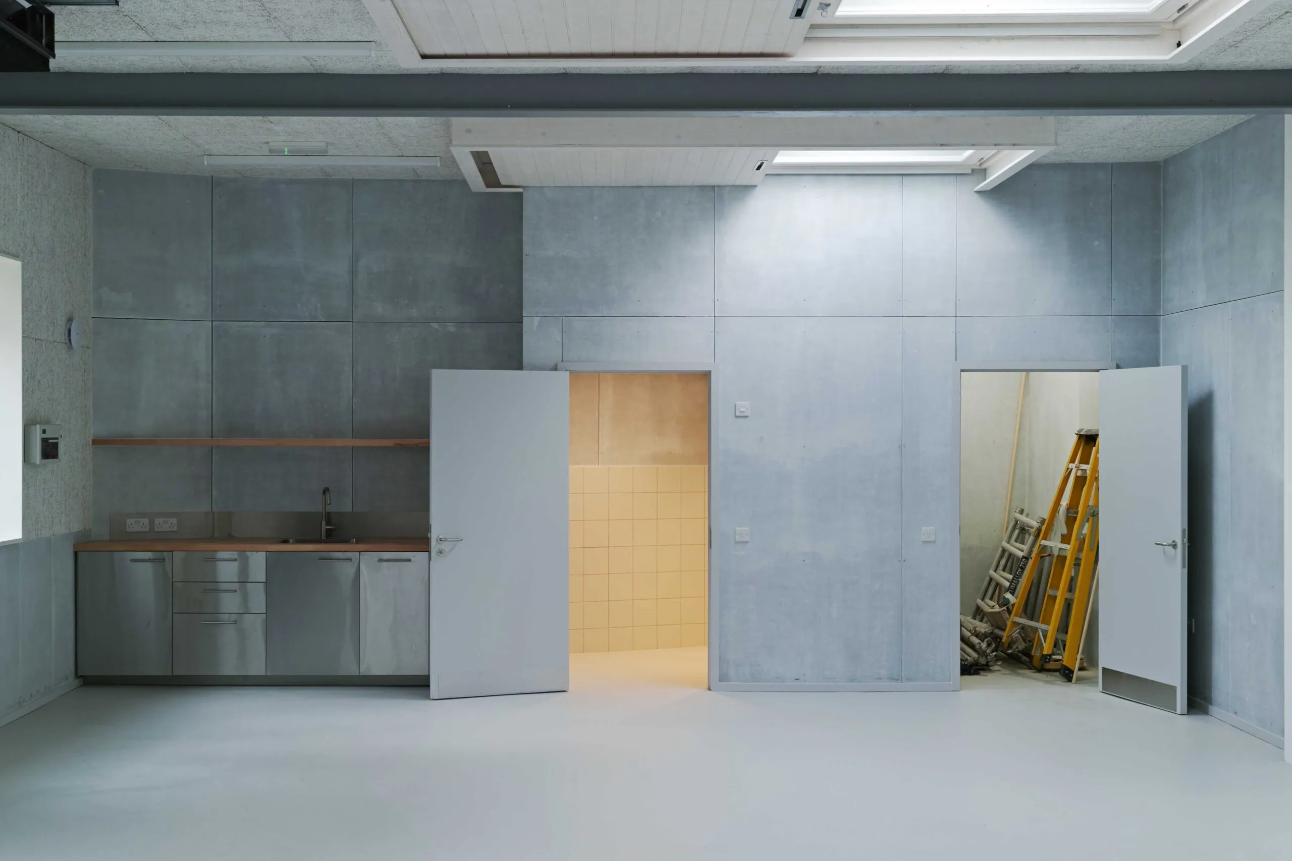 Webinar: Specifying reused, natural and low-tech materials on small ...